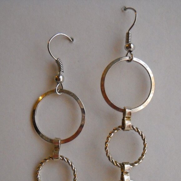 3 Ring Hoop Earrings Silvertone Metal Rope Chain Handcrafted Pierced Dangle OOAK - Picture 3 of 6